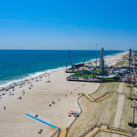 Boardwalk Hotel Charlee & Apartments Beach Hotel Oceanfront Seaside Heights Εξωτερικό φωτογραφία