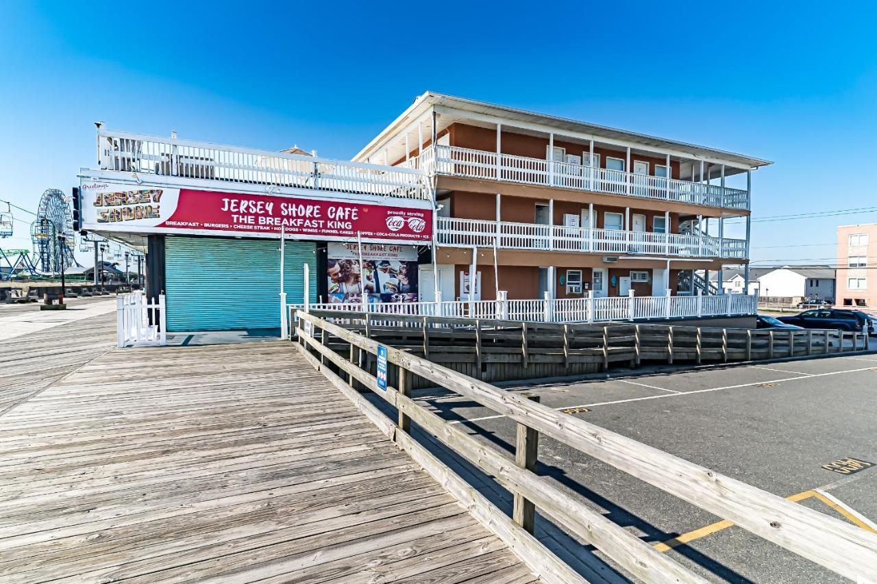 Boardwalk Hotel Charlee & Apartments Beach Hotel Oceanfront Seaside Heights Εξωτερικό φωτογραφία