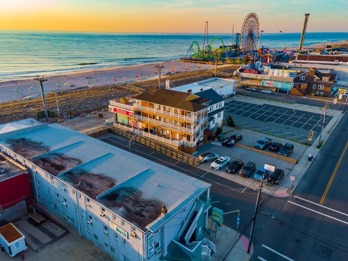 Boardwalk Hotel Charlee & Apartments Beach Hotel Oceanfront Seaside Heights Εξωτερικό φωτογραφία