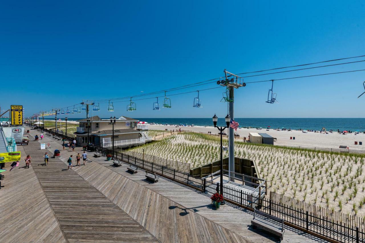 Boardwalk Hotel Charlee & Apartments Beach Hotel Oceanfront Seaside Heights Εξωτερικό φωτογραφία
